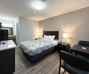 Photo 4 - Studio 6 Suites Vancouver, Wa - Waterfront