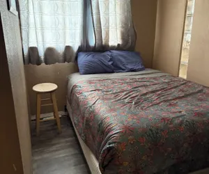 Photo 3 - Bridgeton suites