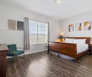 Photo 2 - 4816 Cayview Avenue #407