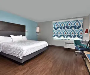 Photo 4 - Tru By Hilton Holland, Mi