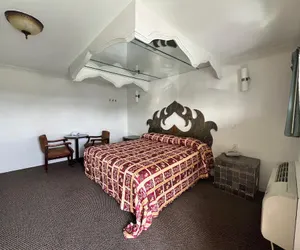 Photo 4 - Winslow Motel