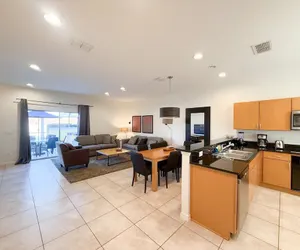 Photo 2 - Upstay Spacious 3BR Home w Resort Access