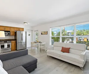 Photo 2 - Las Olas Blvd Exclusive Apt With Waterview