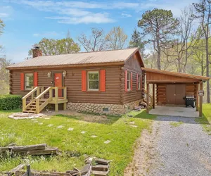 Photo 2 - Greenbrier Woods 2 Bedroom Cabin