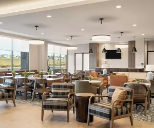 Photo 4 - La Quinta Inn And Suites By Wyndham Lincoln