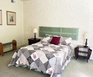 Photo 3 - The Eagles Nest Inn