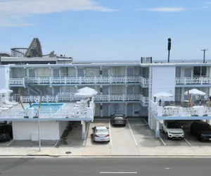 Photo 2 - Pier Point