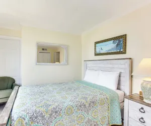 Photo 3 - Palms Resort Condos