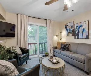 Photo 2 - Chic Remodeled Retreat Near Emu: Easy Commute 2 Bedroom Apts