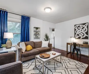 Photo 2 - Pet-friendly Furnished Apt Near Emu Free Parking 2 Bedroom Apts
