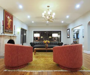 Photo 2 - #1 Beach Estate Las Olas Beach Best Location