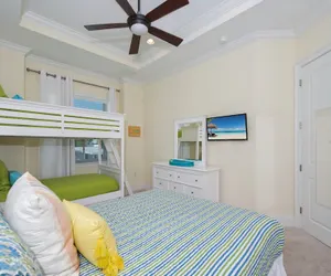 Photo 2 - Sandy Getaway