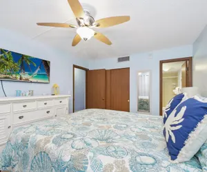 Photo 3 - Windward Point #507