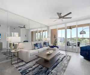 Photo 2 - Palm Harbor #403