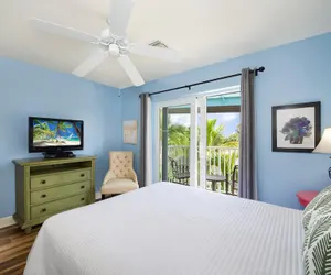 Photo 2 - Harbour House 215