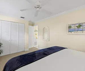 Photo 5 - Seaside Hideaway