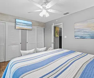 Photo 5 - Colony Beach Club 210