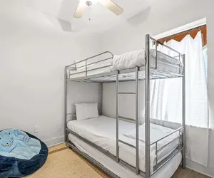 Photo 3 - Salt and Shore Escape Sleeps 7