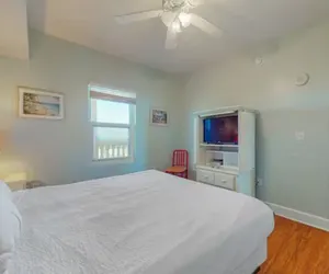 Photo 4 - Sunrise Serenity Resort Condo!