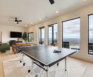 Photo 4 - Whiskey Ridge - Avantstay Panoramic Views Infinity Pool Hot Tub Game Room