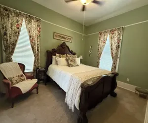 Photo 4 - The Judge's Chambers