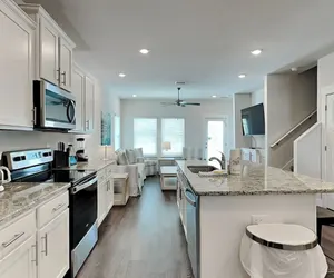 Photo 4 - Blue Tide Bungalow