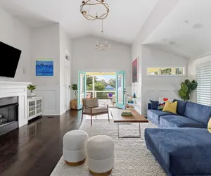 Photo 5 - Luxe Villa Near Beach, Pool + Hottub, Chef's Kitchen Woodward Way by Avantstay