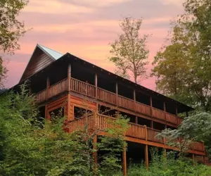 Photo 5 - Yesteryear Hot Tub 360 Deck and Game Room Redesigned Cabin Easy Access