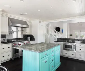 Photo 2 - Woodward Way Luxe Villa Near Beach w Pool Hot Tub Stocked Chef s Kitchen