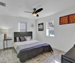 Photo 5 - Zen 2br, 7 Min From Beach & Airport, Save Now!