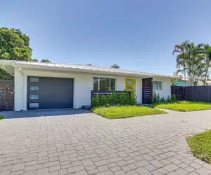 Photo 4 - Oakland Park Oasis Heated Pool & Private Patio