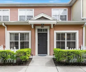 Photo 2 - 3BR Condo w/ BBQ & Heated Pool Near Disney & Malls