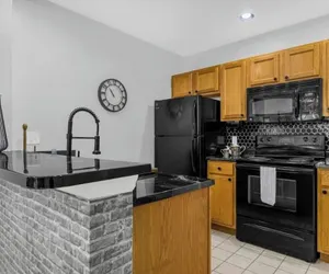 Photo 5 - 3BR Condo w/ BBQ & Heated Pool Near Disney & Malls