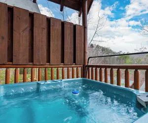 Photo 3 - Cozy Cabin Near Dollywood Attractions Hot Tub, Game Room, Views Anne's Place