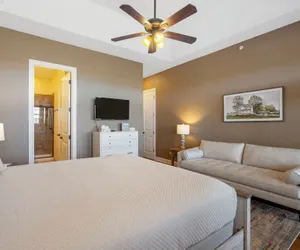 Photo 3 - Luxury Penthouse - Amazing Views! Near Sdc!