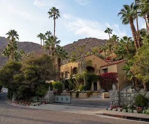 Photo 2 - The Willows Palm Springs