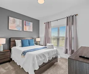 Photo 5 - Gorgeous 5bed TH Close to Disney Water Park