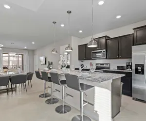 Photo 5 - Chic 7bed With Private Pool Theme Bedrooms