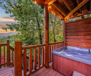 Photo 2 - Grand View Lodge Panoramic Views Hot Tubs Game Room Theater Sleeps 56 Guests