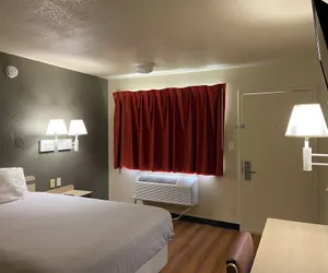 Photo 4 - AMERICAN INN