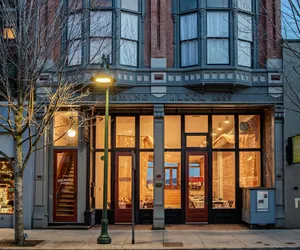 Photo 2 - The Belmont Hotel