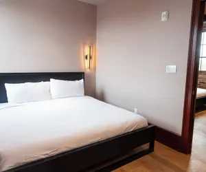 Photo 2 - Gisele Hotel