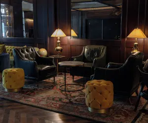 Photo 4 - Whisky Hotel