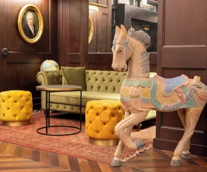 Photo 2 - Whisky Hotel