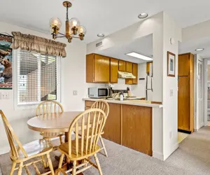 Photo 3 - Sleeps 4 Private Balcony w Views Heated Pool