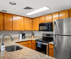 Photo 3 - Sleeps 6 Indoor Pool Playground Hot Tub