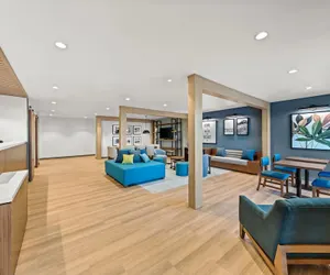 Photo 5 - Everhome Suites Waco