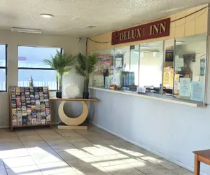 Photo 3 - Deluxe Inn Motel By Oyo Grand Prairie Interstate 30