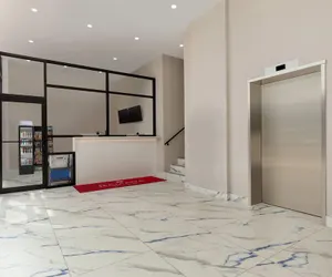 Photo 3 - Ramada By Wyndham Brooklyn Empire Blvd