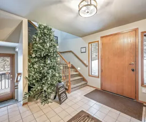 Photo 3 - All Seasons River Inn